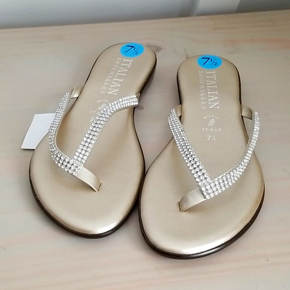 Women's 7.5 Gold Sandals